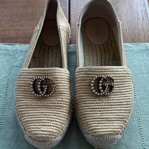 Gucci Tan Espadrille Flats with Logo Detail